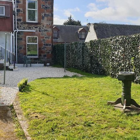 The Ferns - Shared Garden Apartment With Parking Darvel Luaran gambar